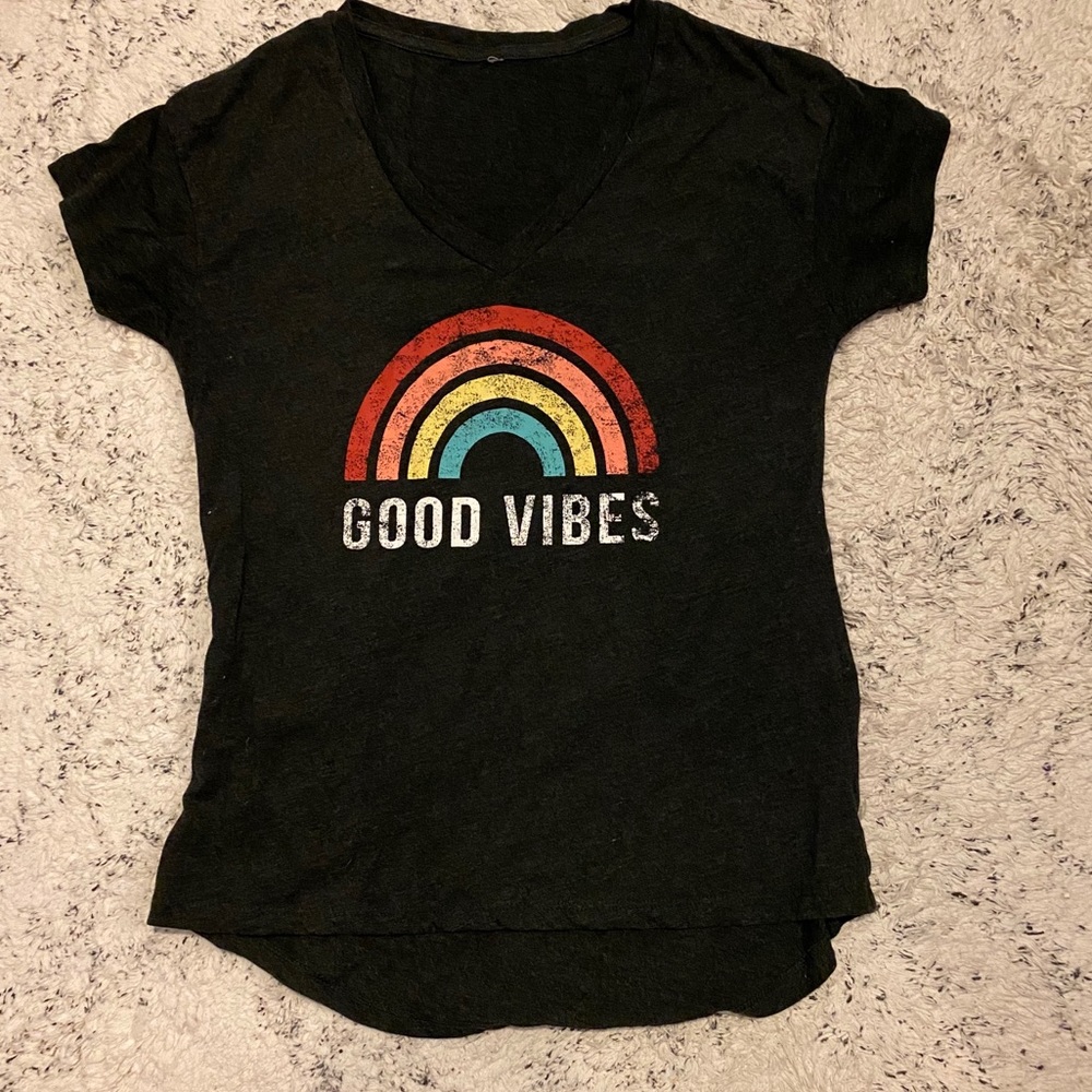 Good vibes tee